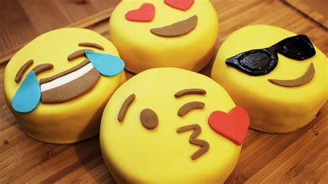 Maybe you would like to learn more about one of these? Wie macht man EMOJI Mini Kuchen? | Racer.lt
