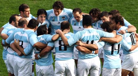 Pumas Argentina S National Rugby Team Pride Pumas Hombres De Rugby Jugadores De Argentina