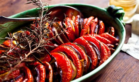 It can be made a day ahead and kept in the refrigerator — let cool completely, then wrap in plastic wrap. Padlizsános egytálétel | Gasztro | nőihírek