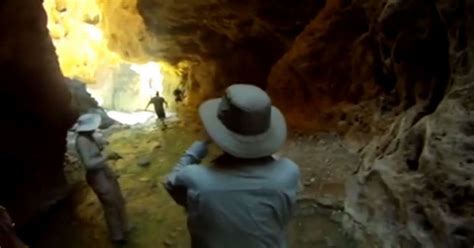 Man Finds Secret Cave Hidden In Grand Canyon You Wont Believe Whats