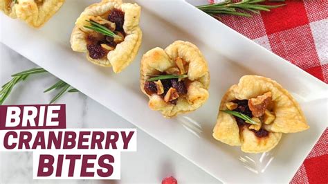 Quick Brie Cranberry Bites Festive Brie Bites Recipe Brie Recipes