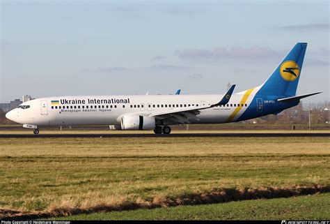 Our comparison engine allows you to easily decipher. Ukraine International Airlines / Boeing 737-94X / Schiphol ...