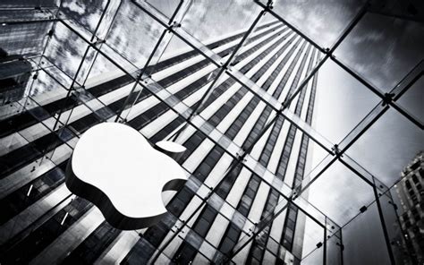 Apple Shares Hit Record Levels Varchev Finance