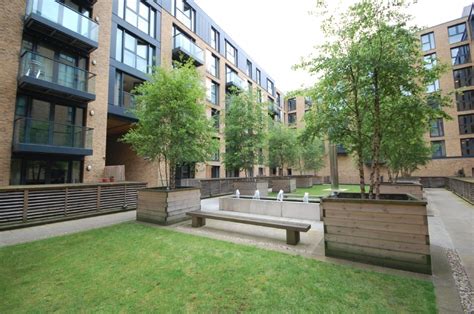 Advertise for a flatmate for free! 2 bedroom flat to rent in Southside Apartments, Birmingham, B5