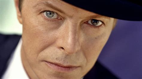 David bowie augen und der weg zum erfolg. David Bowie Augen - ein Emblem der Popkultur