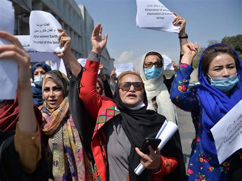 Afghan Women Protest In A Closed Area In Kabul Demanding Rights South Asia News