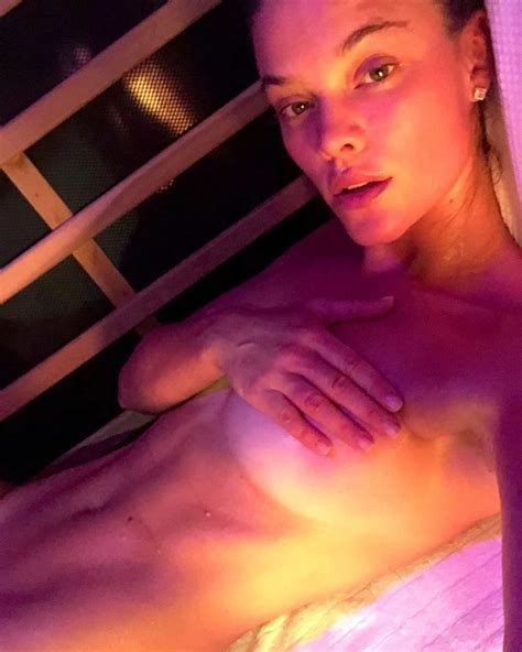 Nina Agdal Nude Thefappening