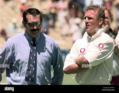 Graham Gooch Ashes Hi Res Stock Photography And Images Alamy