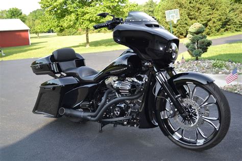 Customize your street glide, road glide, road king, and softail with bad dad's custom bagger parts, including stretched bags, front and hd street glide custom bagger 23 wheel (nkc) | motorcycles for sale. 2014 Street Glide - One Off Custom w/ 23" wheel - Harley ...