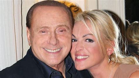 Le Donne Di Silvio Berlusconi Mogli E Fidanzate Storiche