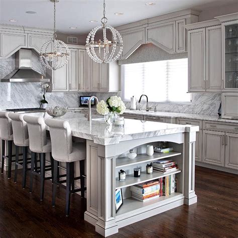 30 Best Traditional Kitchen Design Ideas For You Who Love A Beautiful