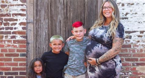 Teen Mom Kailyn Lowry Reveals She Welcomed Baby #4