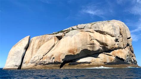 Skull Rock Victorias Mysterious Island Surrounded By Shipwrecks