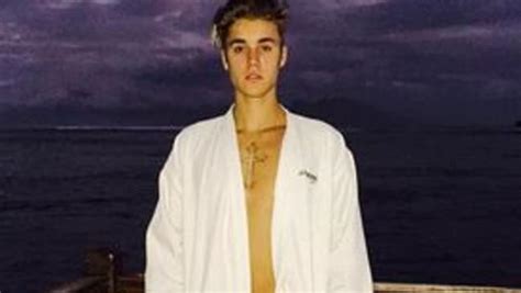 Justin Bieber Nude Butt Photo On Instagram Sends Fans Wild