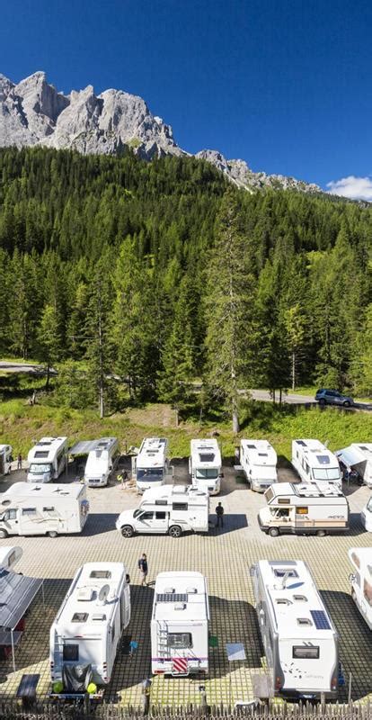 Piazzole Per Sosta Camper Nelle Dolomiti Caravanpark Sexten