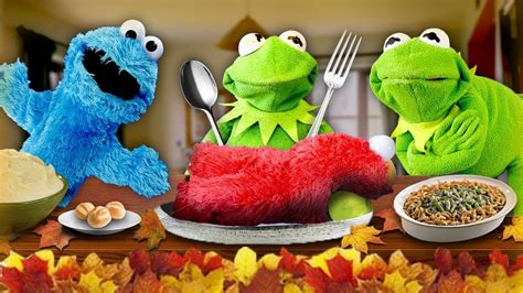 Kermit The Frogs Thanksgiving Dinner Youtube