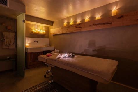 Spa Massage Room Rochari Hotel