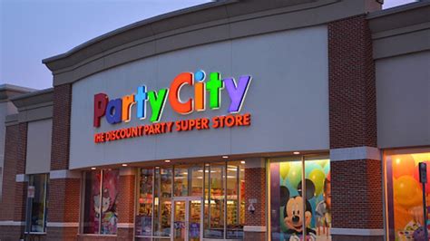 Party City To Close 45 Stores This Year Amid Helium Shortage