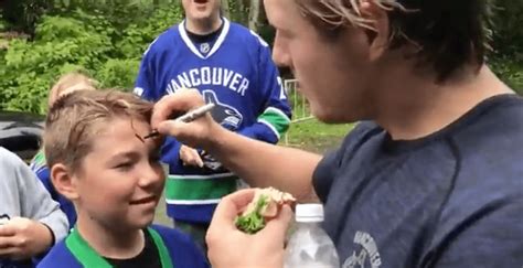 Brock Boeser Autographs A Young Canucks Fans Face Video Daily Hive