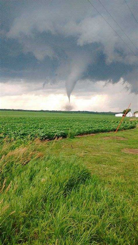Photos Confirmed Tornado Spotted In Iowa