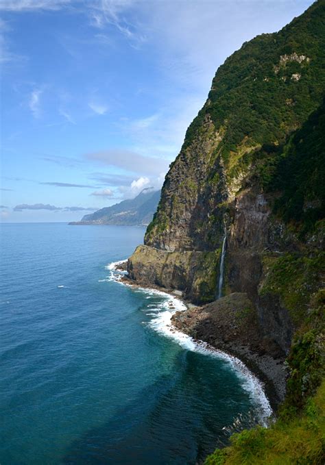 The black sand beach of seixal (praia da laje) is in the north west of madeira. Seixal, Madeira