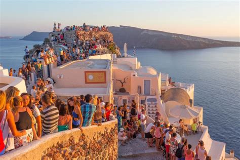 Tourism Numbers For Greece Expected To Hit All Time High In 2020