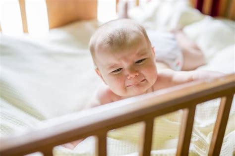¿por Qué No Debes Dejar Que Tu Bebé Llore A La Hora De Dormir Etapa