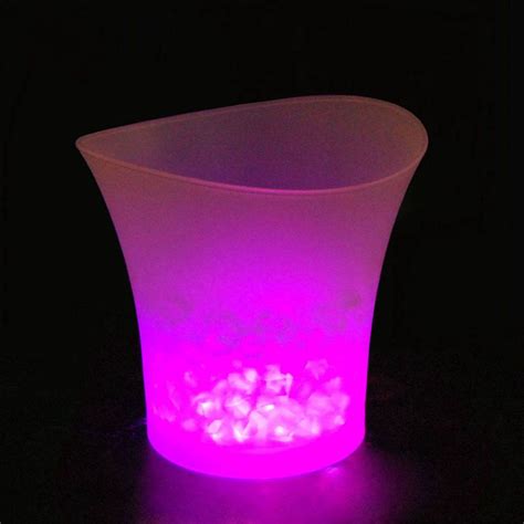 Led ice bucket champagne whiskey beer bucket secchiello per ghiaccio con led che cambia colore, a doppio strato per birra. Adones Waterproof LED Color Changing Champagne Ice Bucket ...