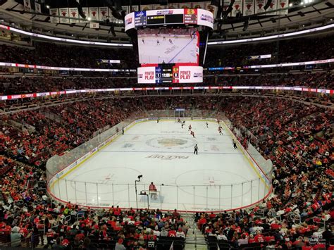Section 208 at United Center - Chicago Blackhawks - RateYourSeats.com