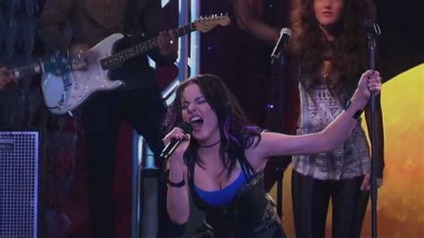 Elizabeth Gillies You Dont Know Me Music Video Chords Chordify