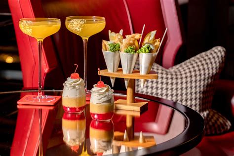 What The Stars Ate Inside The 2023 Oscars Menu Elite Traveler