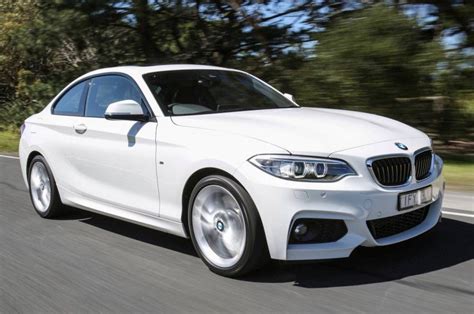 2019 Bmw 2 Series 30i M Sport Price And Specifications Carexpert
