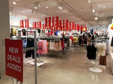 Why should i shop on h&m online? one may wonder. H&M Deals From RM20