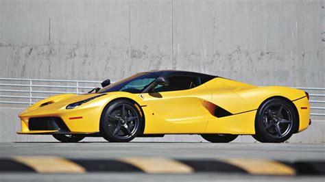 Todas las categorías de autos usados por automotoras o particulares. A subasta el único Ferrari LaFerrari amarillo -- Autobild.es