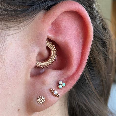 This Gal Is Out Here Achieving Her Goldgoals With This Fresh Daith