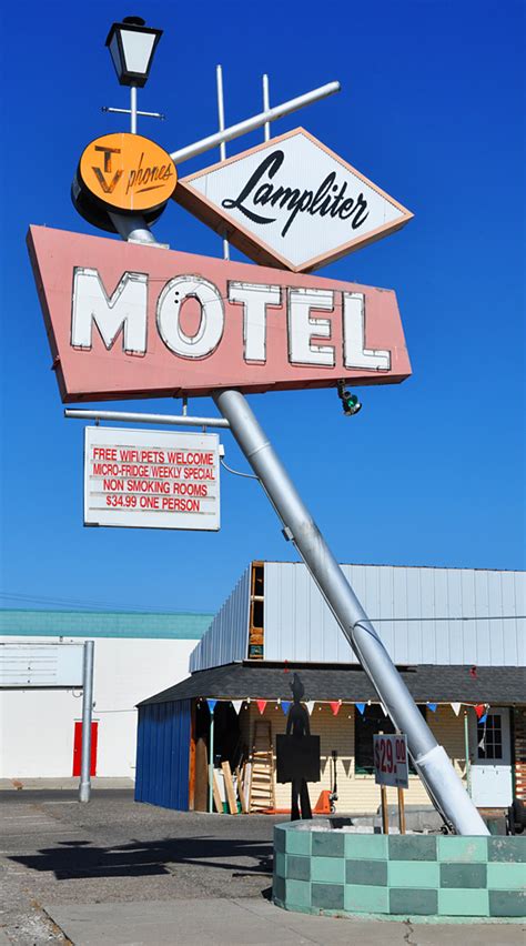 Maybe you would like to learn more about one of these? Idaho Signs | RoadsideArchitecture.com