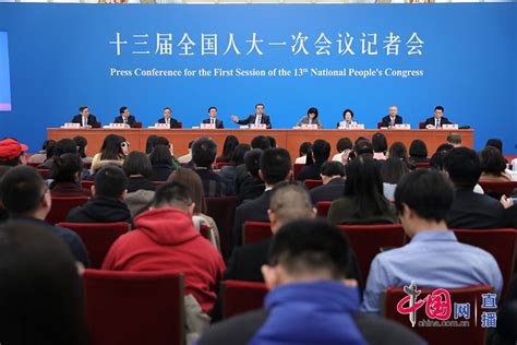 Premier Li Addresses The Press Cn