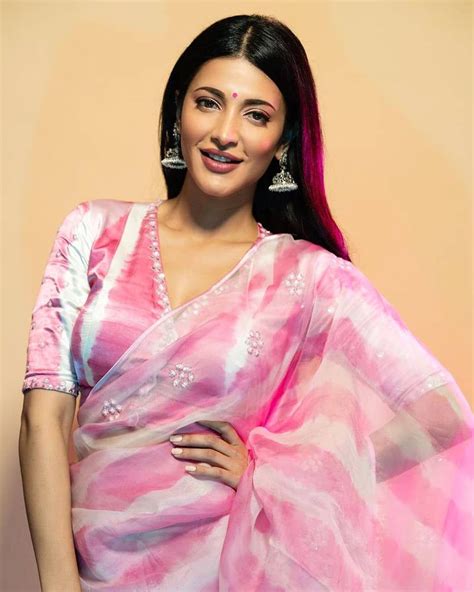 bollywood actress shruti hassan in saree bollywoodactress shrutihassan indian bollywood