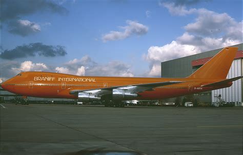 Braniff B747s Livery Question - Airliners.net