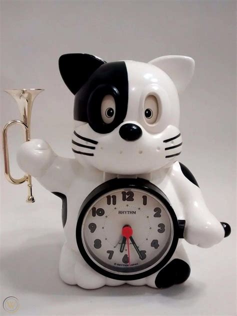 Cat Alarm Clock With Trumpet Plays Reveille Rhythm Japan Quartz