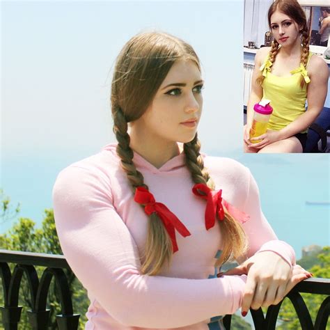 Julia Vins Face Of A Porcelain Doll But Below Her Neck Body Of The Incredible Hulk Who Can