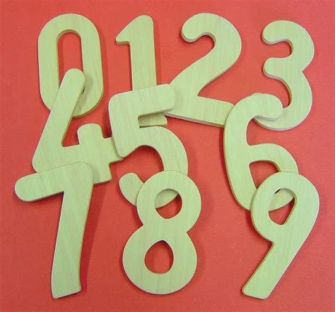Wooden Number Templates Set Of 10 8cm High Amazonde Spielzeug