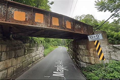 Tractor Trailer Hits Railroad Overpass In Glenville Capital District
