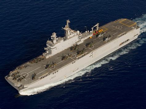 Helicopter Carrier Mistral Type ~ Aircraft Carriers