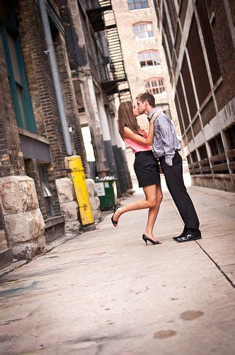 Milwaukee Engagement Photography Urban Couples Alley Milwaukee Engagement Photo Inspiration