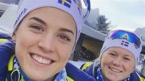 Hon var första svenska ut men ramlade i nedförsåkningen. Anna Dyvik vann sprinten på U-23 VM - Maja Dahlqvist trea ...