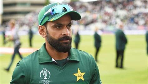 Pakistani Cricketer Mohammad Hafeez House Robbed In Lahore