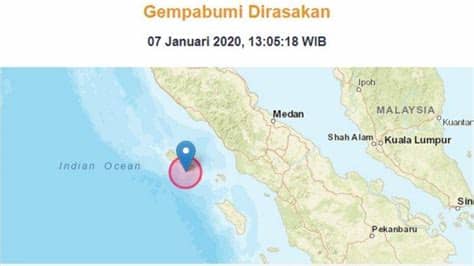 Menurut bmkg gempa bumi ini tidak berpotensi tsunami. Info BMKG: Gempa Bumi dengan Magnitudo 6,4 Guncang Barat ...
