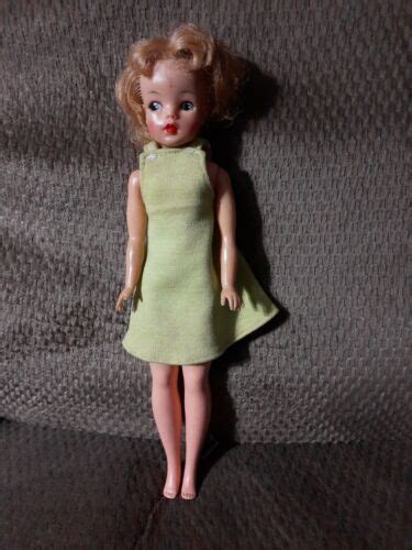 Vintage Ideal Toy Corp Tammy Doll Bs 12 Green Dress Blue Eyes 12 のebay公認海外通販｜セカイモン