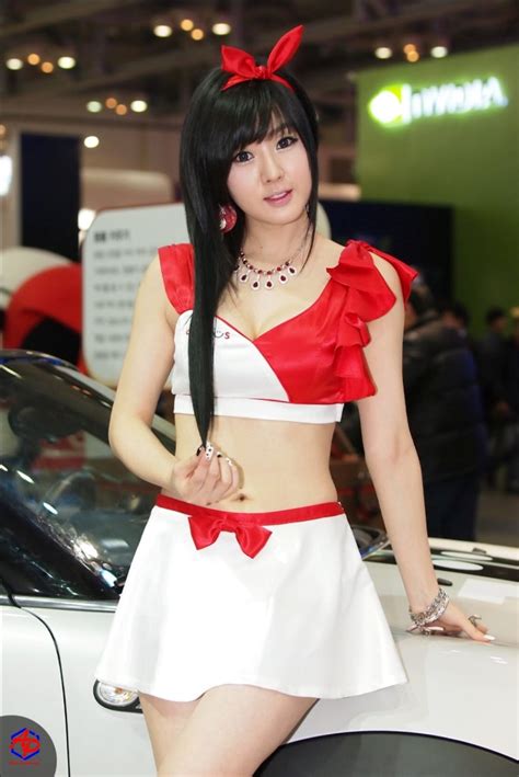 Koleksi Foto Model Cantik Hwang Mi Hee G Star Republic